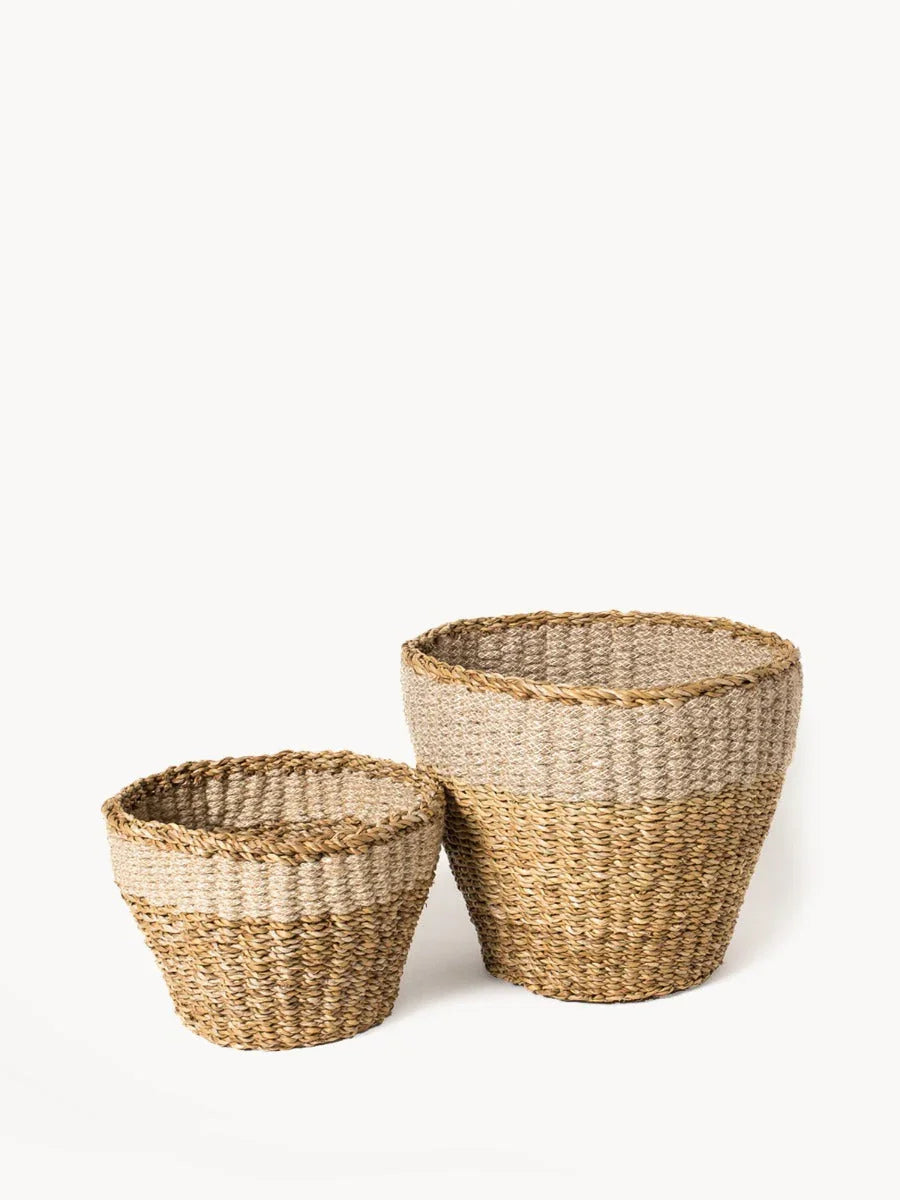 Set of two woven seagrass planters with natural two-tone finish, Qu!rk Boutique decor
