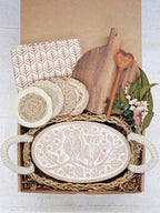 Bread Warmer Gift Box With Round Wooden Board and Spoon - Oval - Qu!rk Boutique