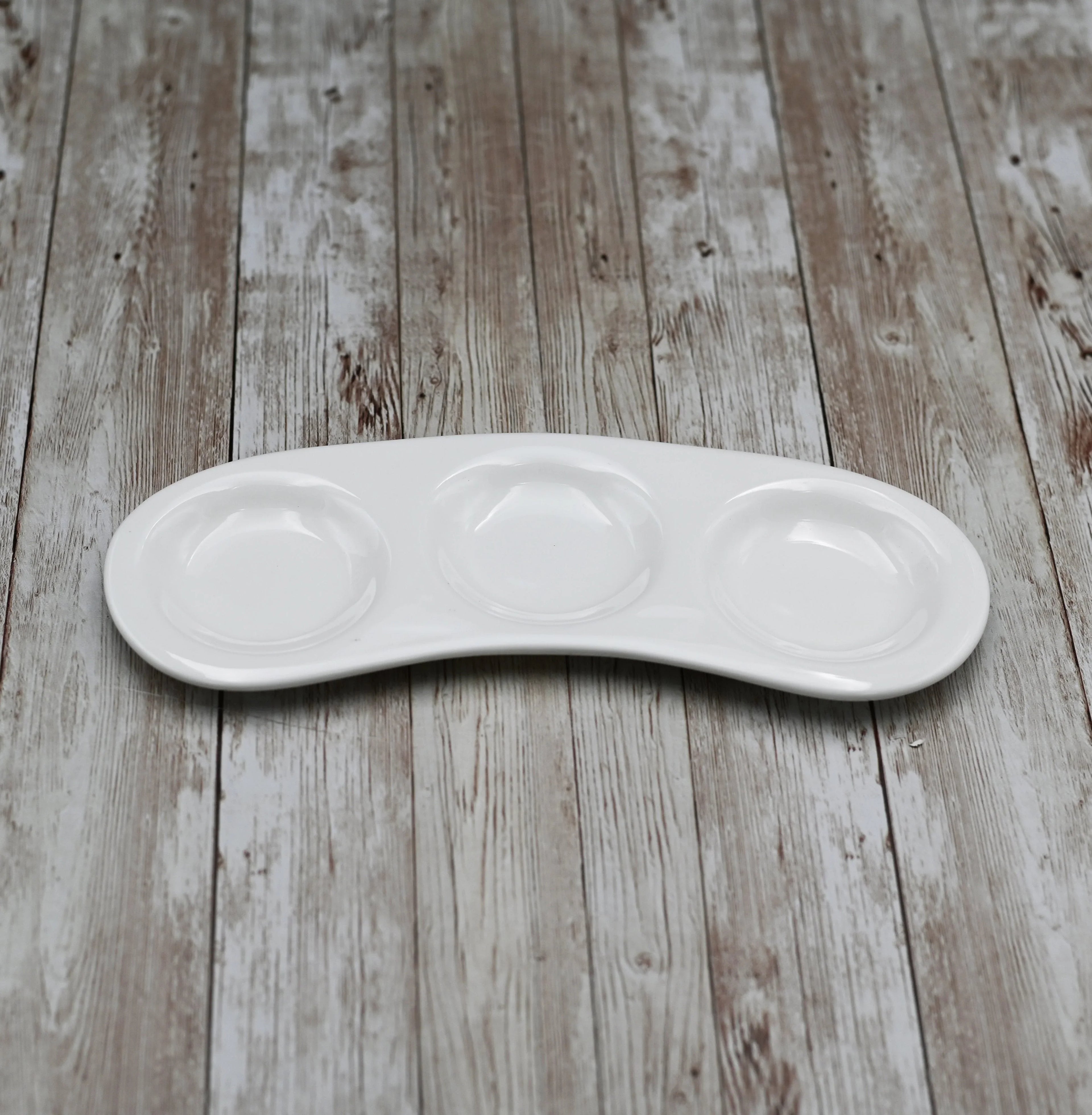 White ceramic triple dish tray on rustic wood background, Qu!rk Boutique giftware