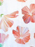💚 Gift Wrap: Hibiscus on Snow - Qu!rk Boutique