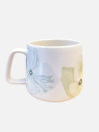 💚 Porcelain Mug: White Poppies - Qu!rk Boutique