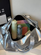 Lightweight Travel Duffel Bag with Shoulder Strap - Qu!rk Boutique