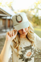 Horse Shoe Trucker Hat - Qu!rk Boutique