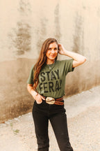 Stay Feral Graphic Tee - Qu!rk Boutique
